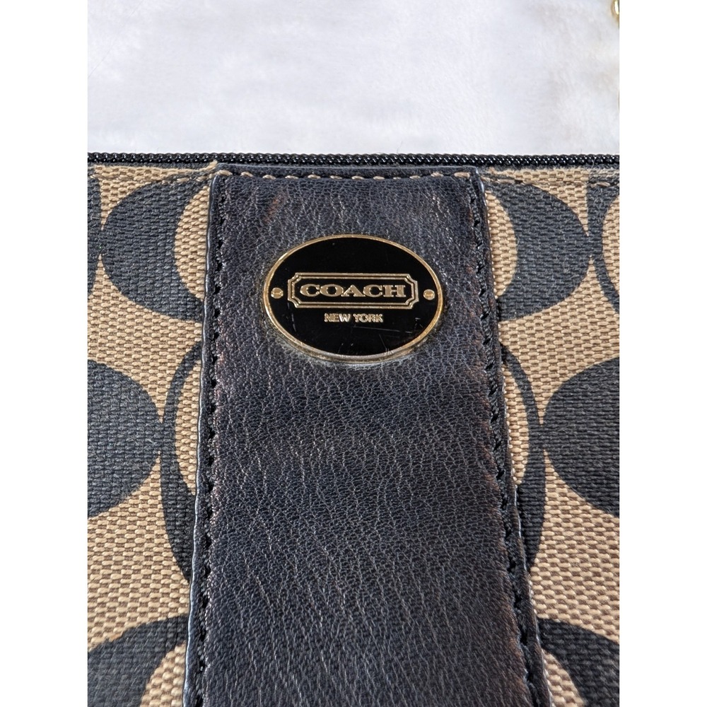 Coach Signature Jacquard Wristlet – Black & Khaki Tan Canvas - Picture 3 of 10